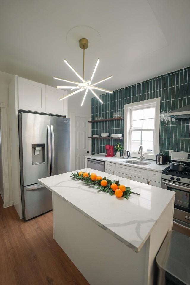 Lowden St - Photo 6 of 25