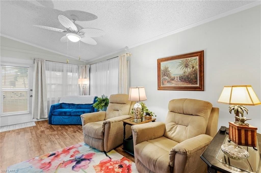 4751 Lafayette Ln W - Photo 2 of 27