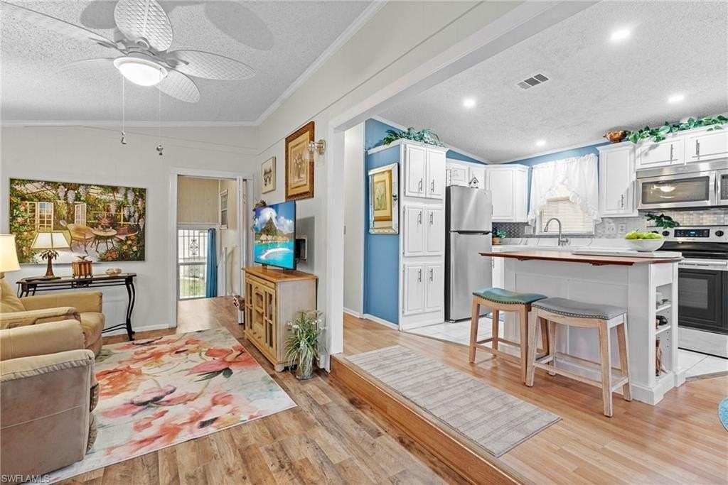 4751 Lafayette Ln W - Photo 5 of 27