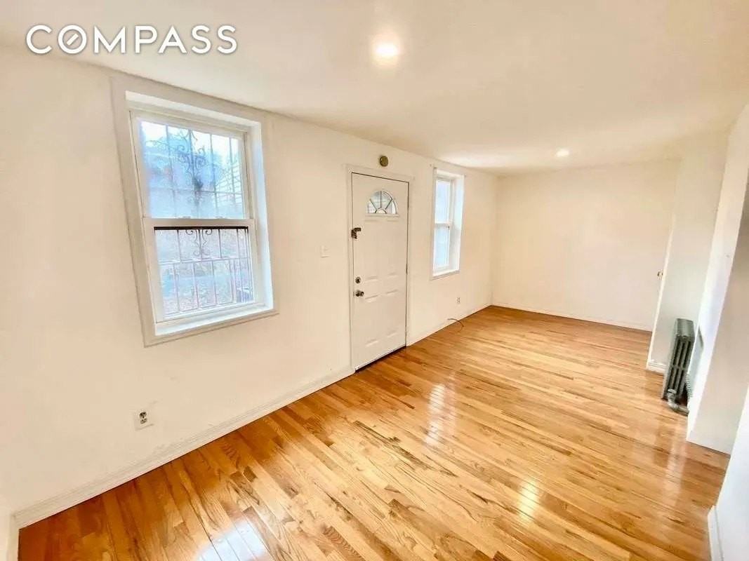 168 17th St #2 - Photo 7 of 9