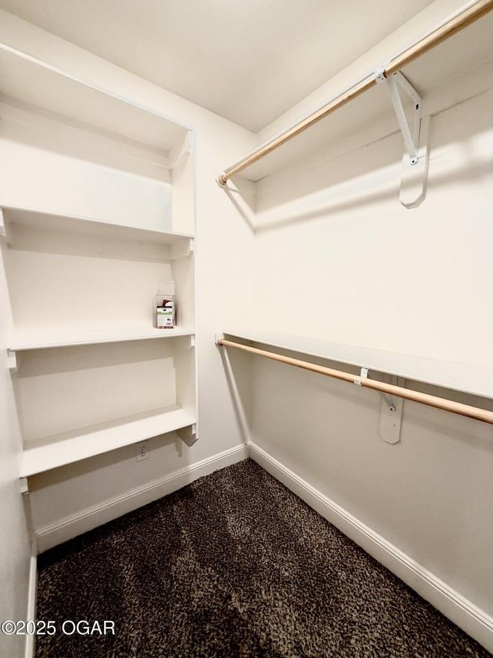 2108 Birdie Ln - Photo 7 of 28