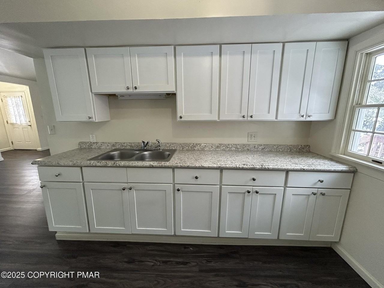 1400 Waterfront Dr - Photo 6 of 18