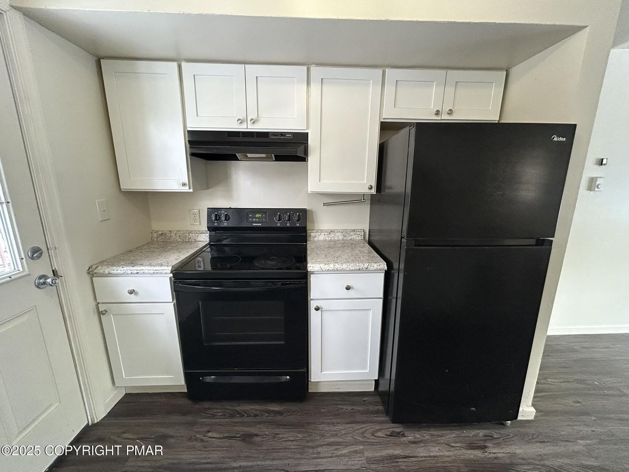 1400 Waterfront Dr - Photo 7 of 18