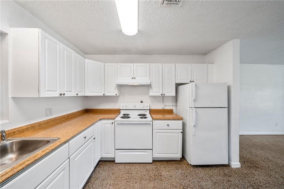 4117 18th Pl - Photo 5 of 10