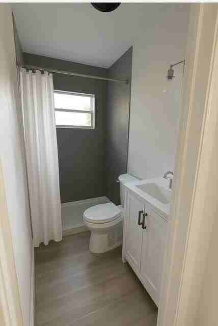 524 Eastwind Dr #524 - Photo 4 of 6