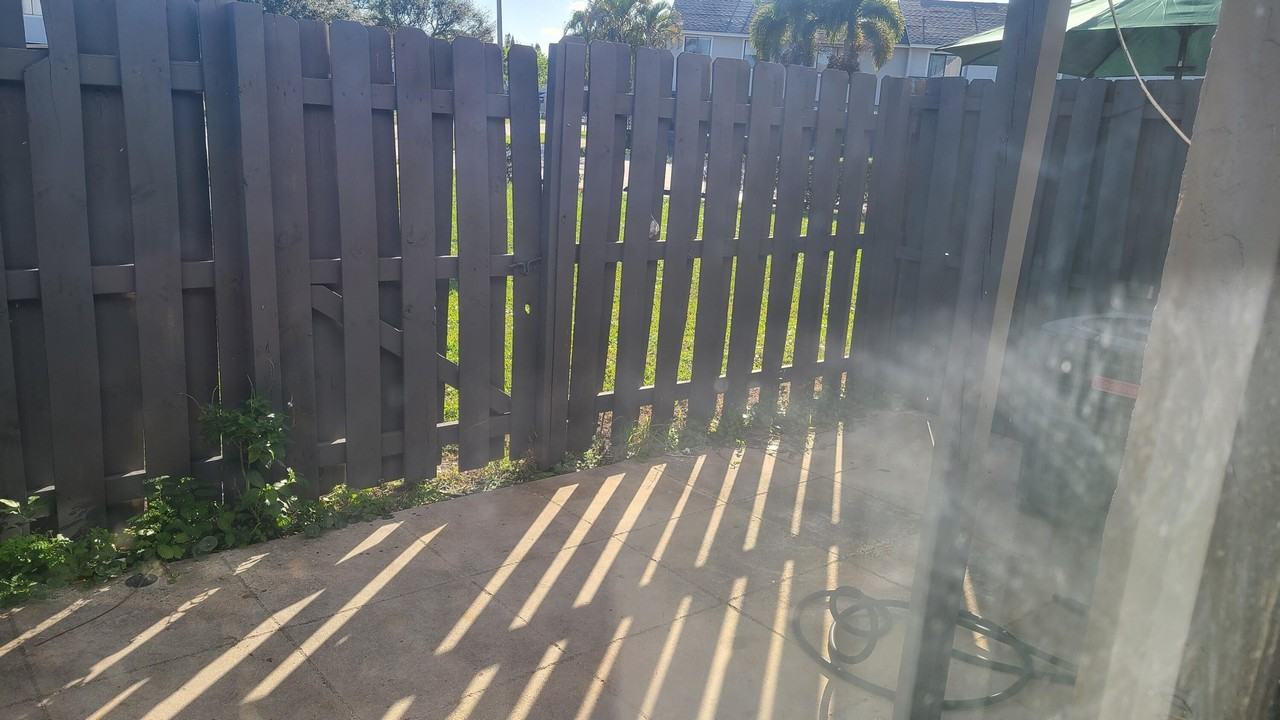 1803 Wharf Ln - Photo 4 of 21