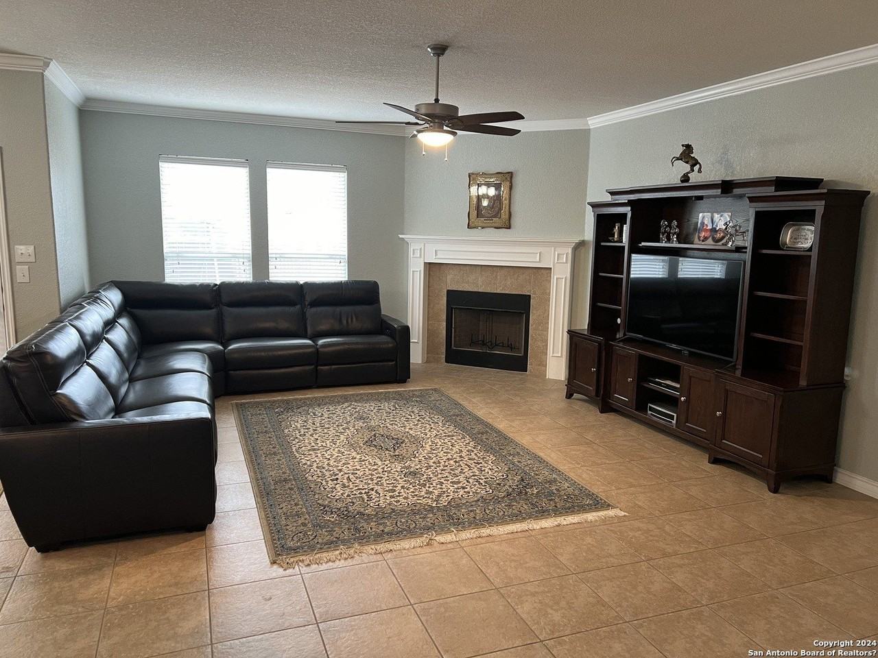 26139 Lost Creek Way - Photo 5 of 15