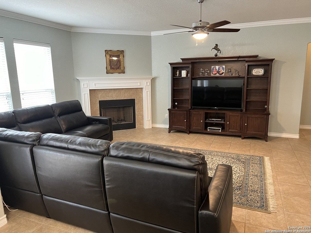 26139 Lost Creek Way - Photo 7 of 15