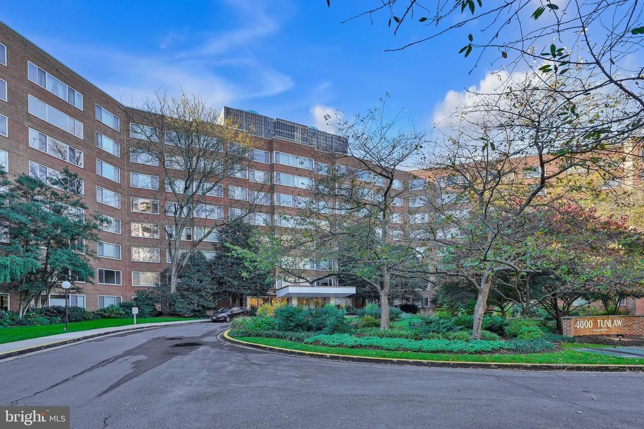 4000 Tunlaw Rd Nw Apt 417 #417 - Photo 4 of 26