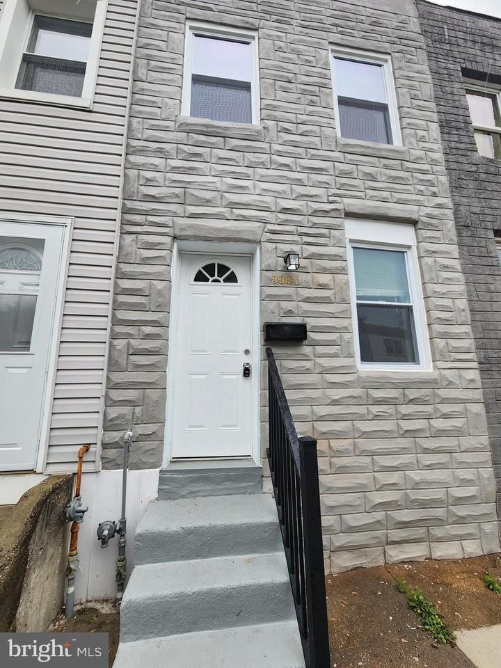 3321 Paine St - Photo 2 of 14