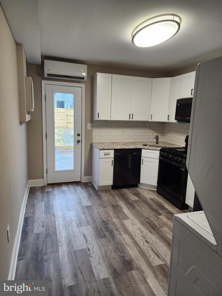 3321 Paine St - Photo 4 of 14