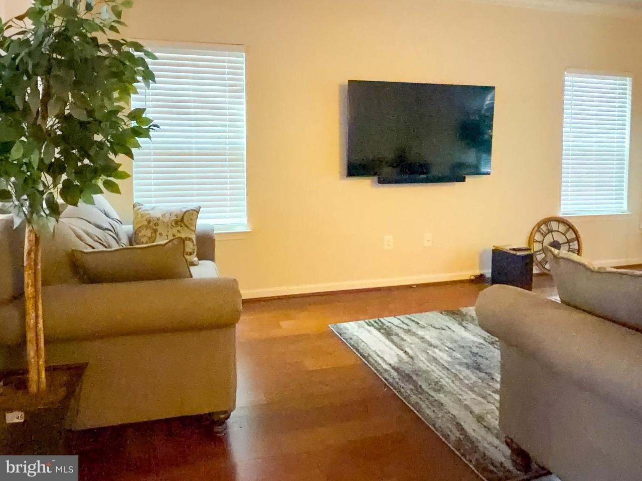 3223 Careysbrook Ct - Photo 3 of 3