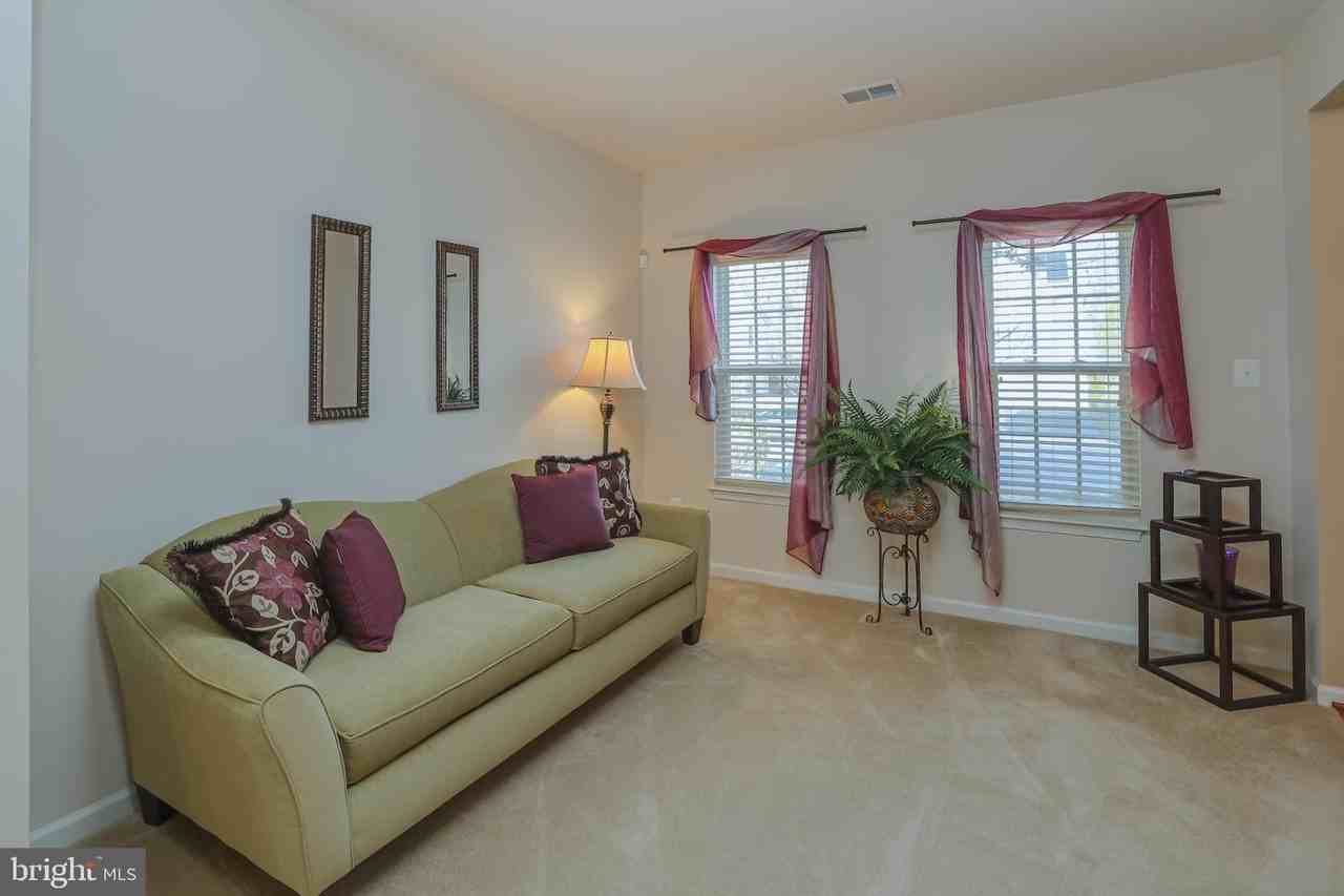 2975 Kincaid Dr - Photo 4 of 34