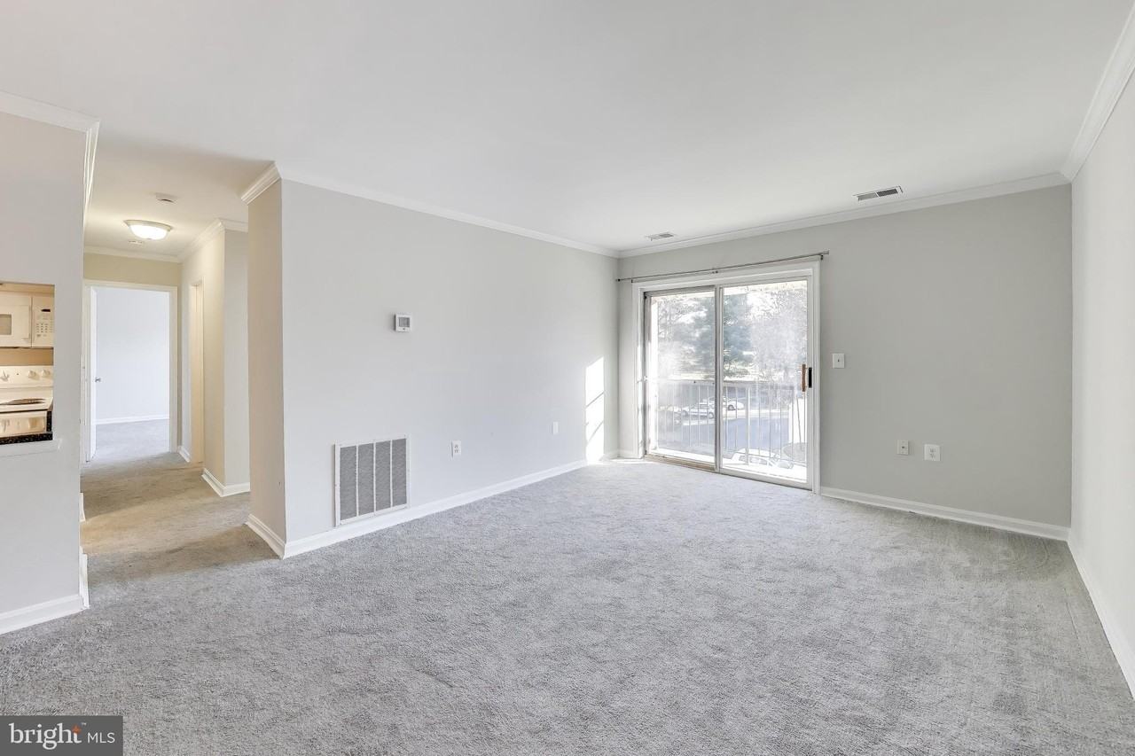 8205 Whispering Oaks Way Apt 304 #304 - Photo 2 of 38