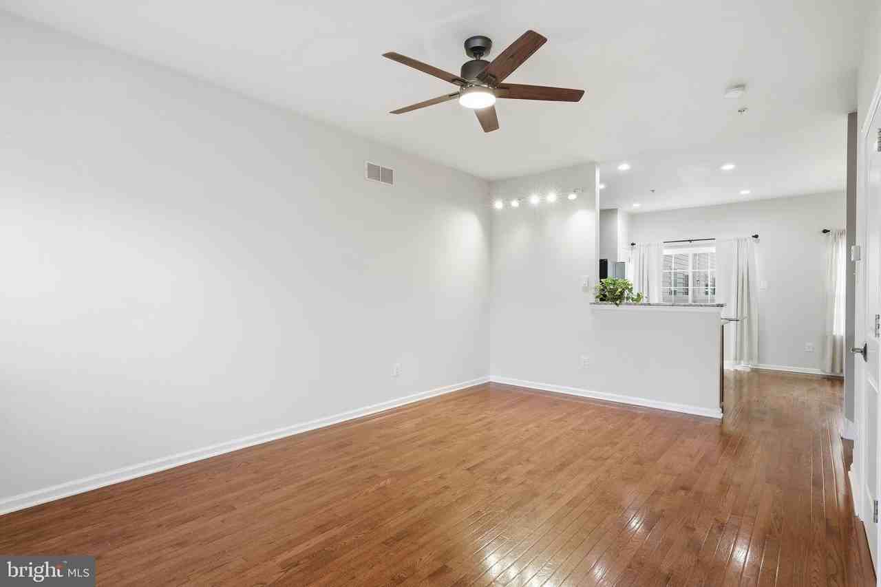 3832 William Daves Rd Unit 3 #3 - Photo 5 of 35