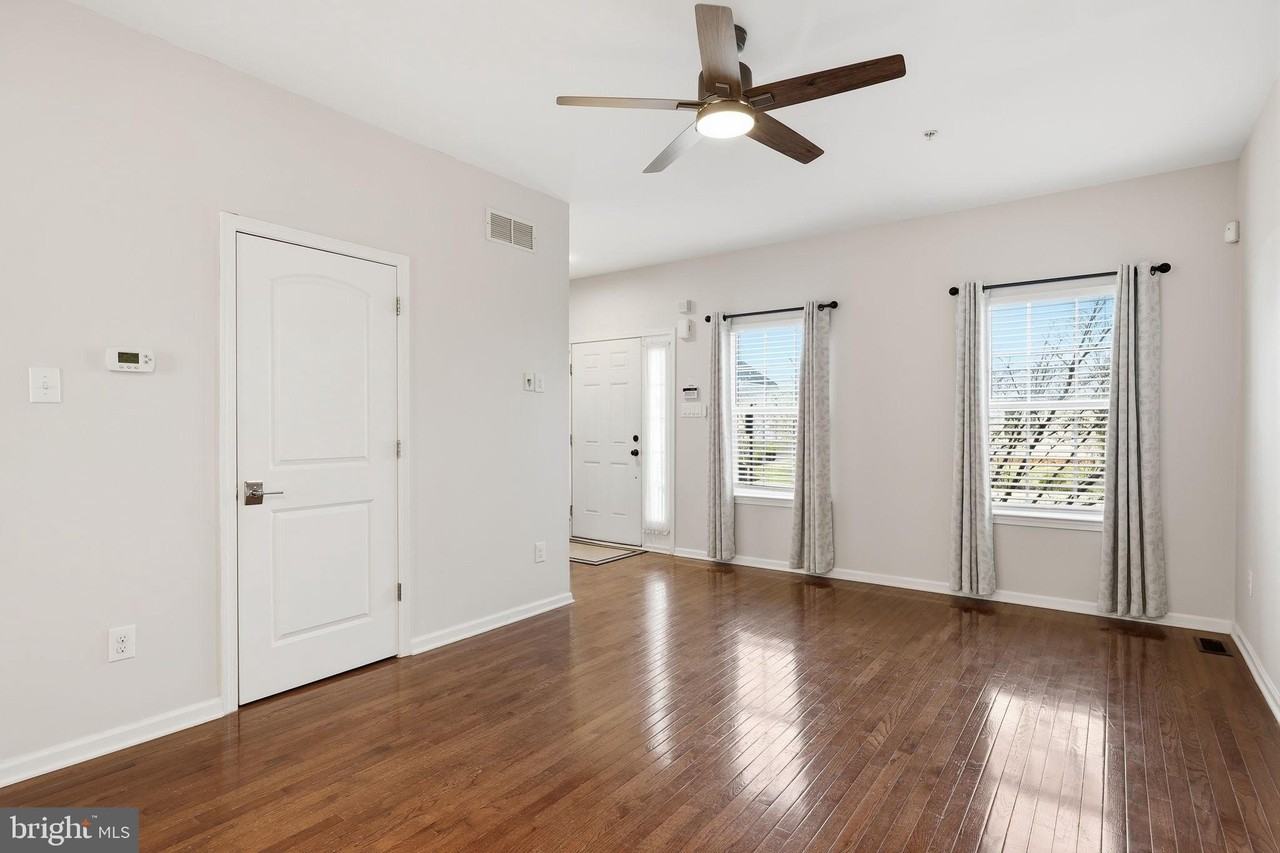 3832 William Daves Rd Unit 3 #3 - Photo 6 of 35