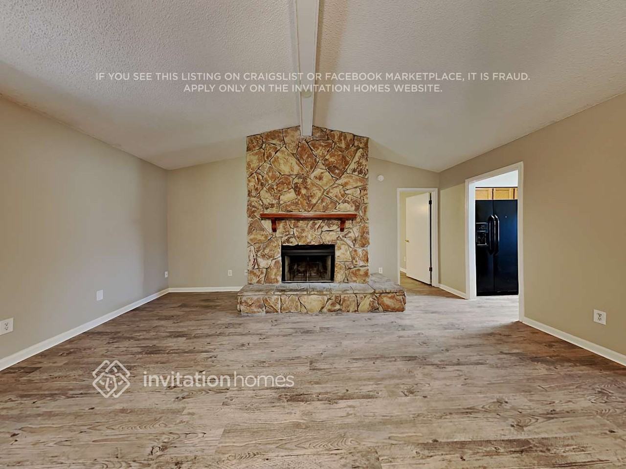 4502 Crosstie Rd S - Photo 6 of 19