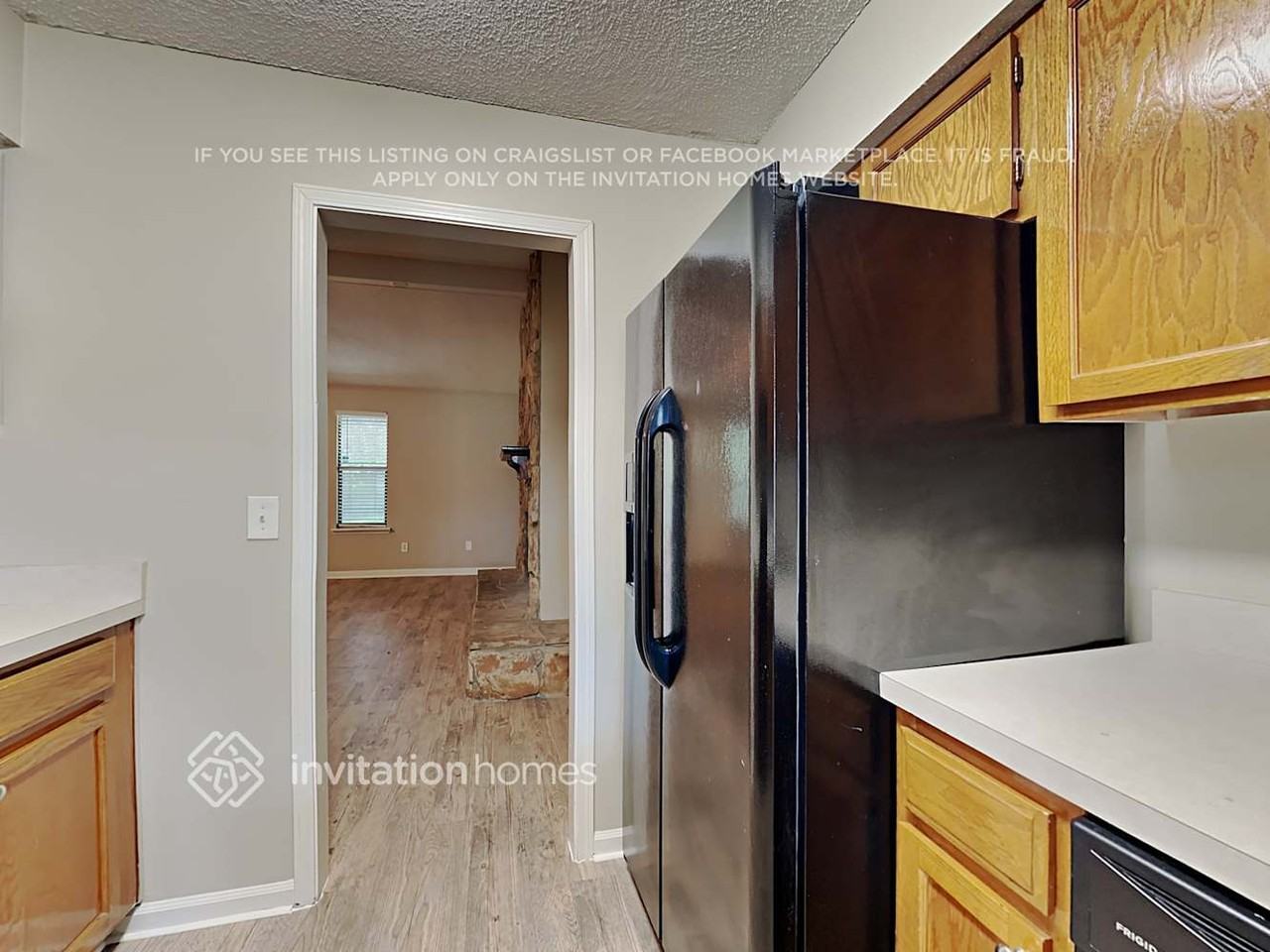 4502 Crosstie Rd S - Photo 7 of 19