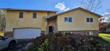 featured image of 2020 Crosstown Blvd Ne #1