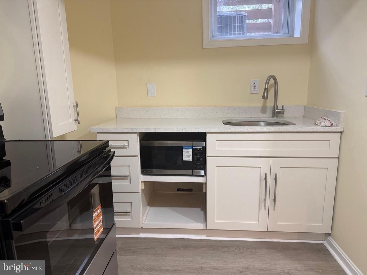 5600 11th St N - Photo 6 of 11