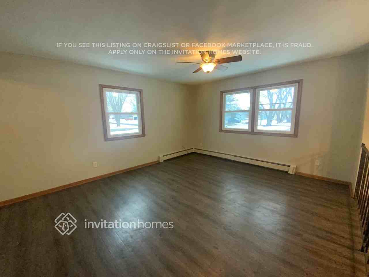 16901 Whitewood Ave - Photo 5 of 29