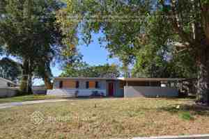 featured image of 3916 Timber Trl