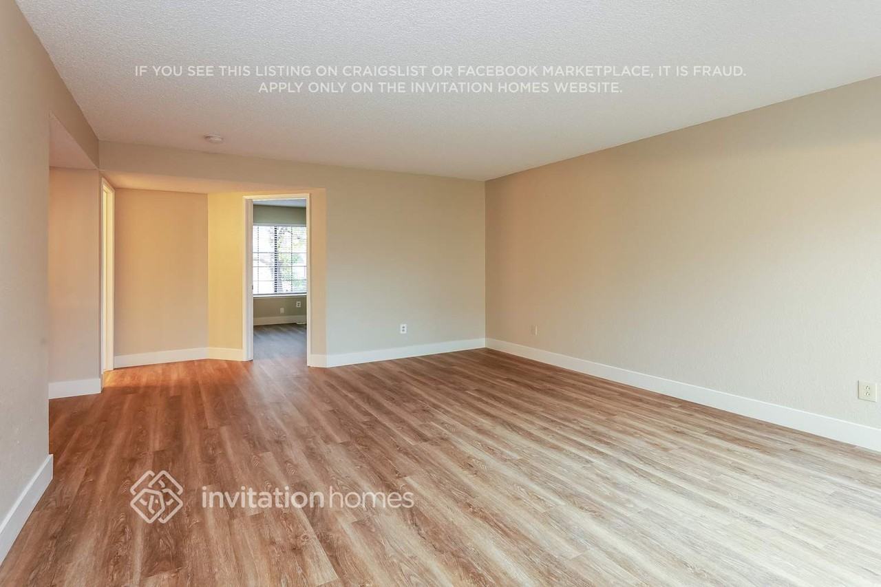 2592 Clipper Ln - Photo 6 of 18