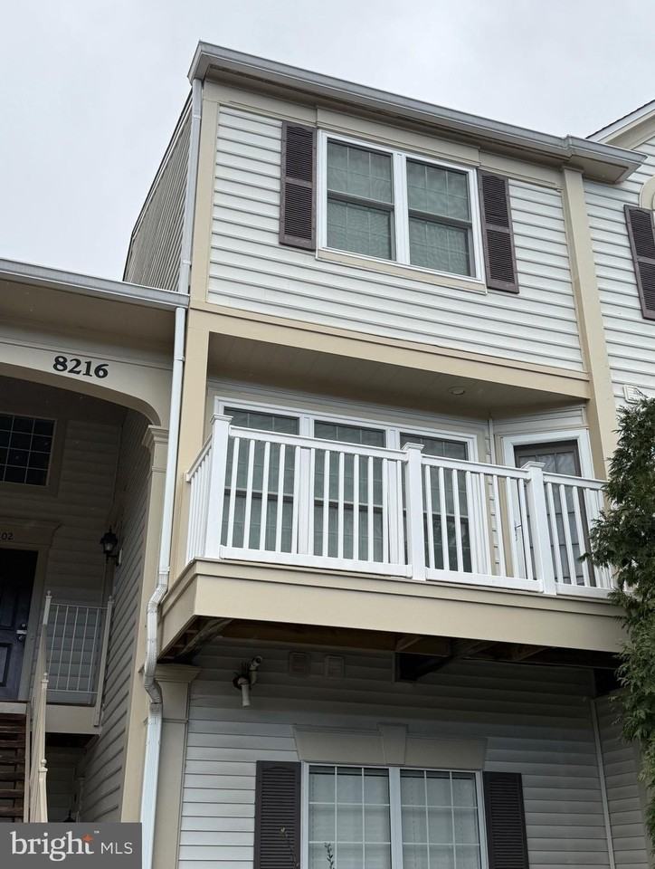 8216 Catbird Cir Unit 201 #201 - Photo 6 of 7