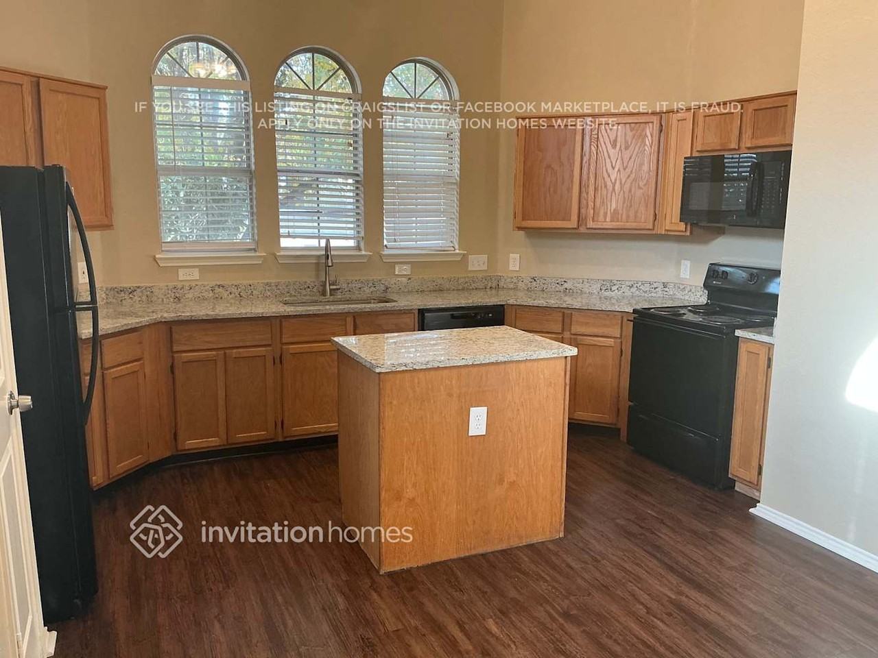 2012 Creek Royal Dr - Photo 4 of 11