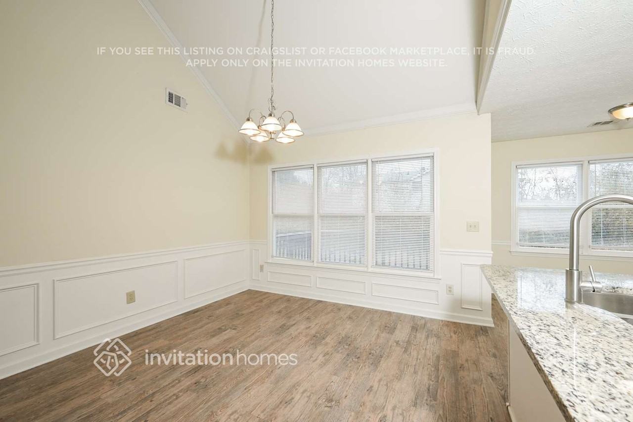 3505 Foxworth Trl - Photo 6 of 18