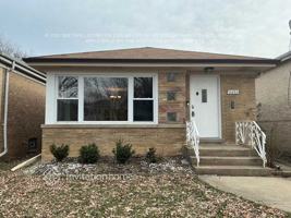 featured image of 5451 N Nagle Ave