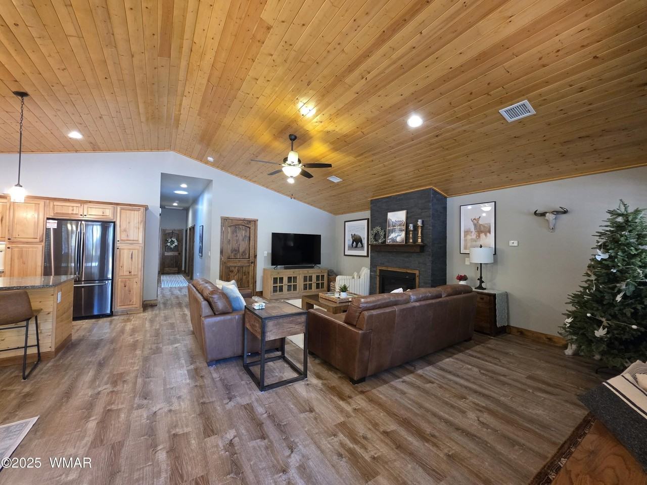 3233 Turkey Track Rd - Photo 4 of 21