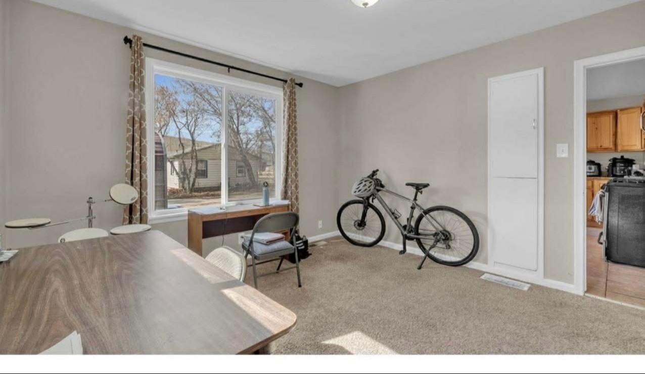 593 Ws - Photo 7 of 10