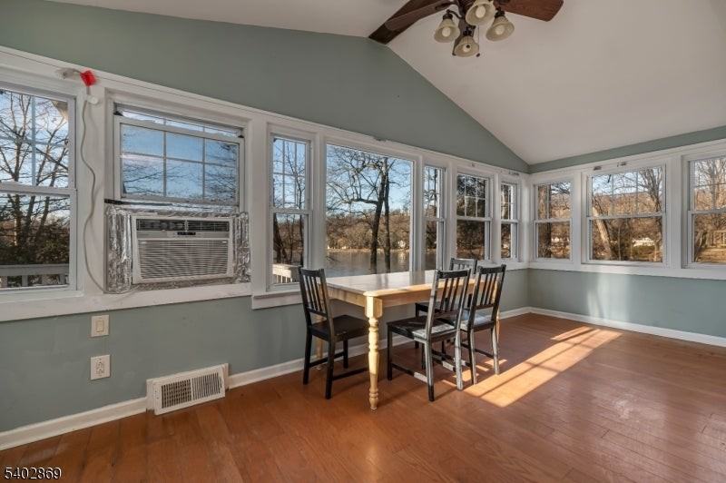 103 Upper Lakeview Ave - Photo 6 of 25