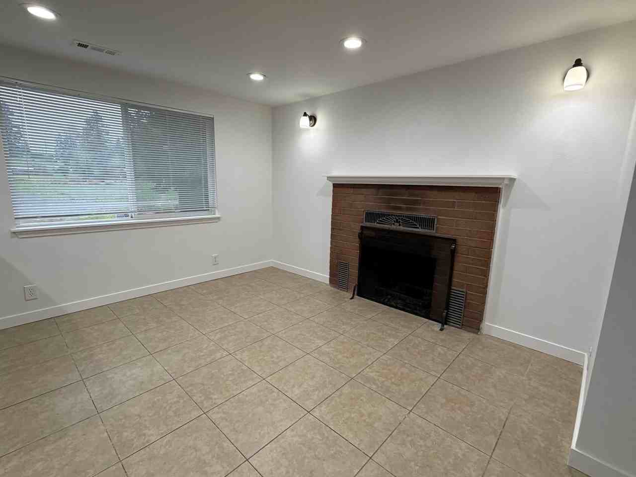 16606 111th Ave Se - Photo 7 of 16