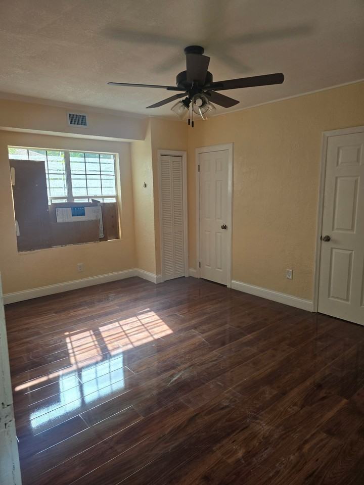 2320 Northwest 65th Street - Photo 3 of 9