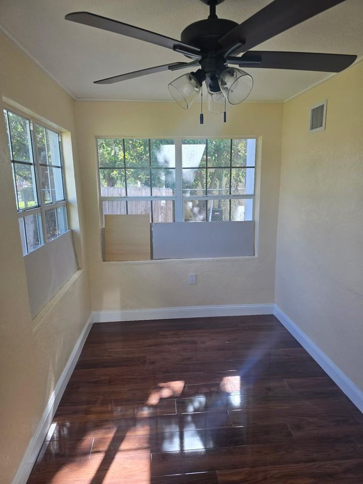 2320 Northwest 65th Street - Photo 4 of 9