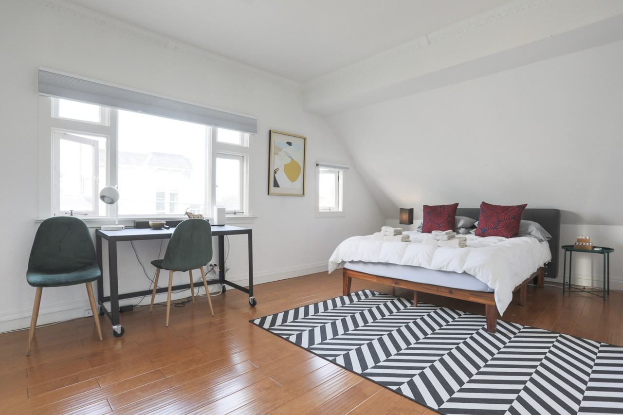 69 Valley St - Photo 4 of 26