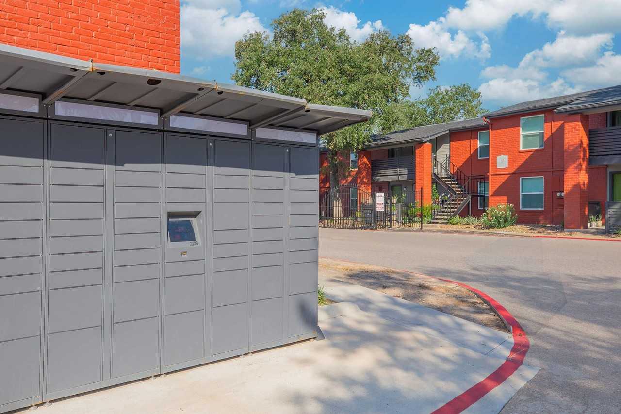 Bend at Oak Forest Apartments - Photo 3 of 77