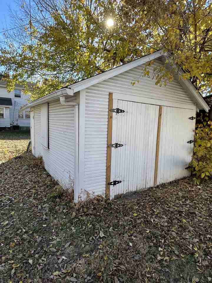 524 Hanford Street - Photo 6 of 18