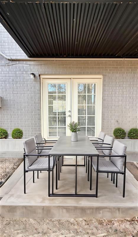 OAK NORTH APTS - Photo 3 of 50