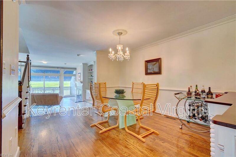 108 Commerce St - Photo 6 of 17