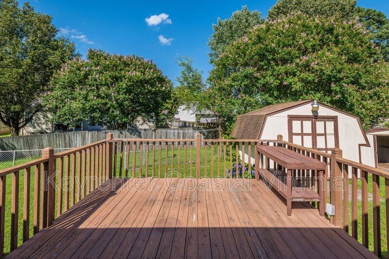 726 Sunnywood Rd - Photo 7 of 19