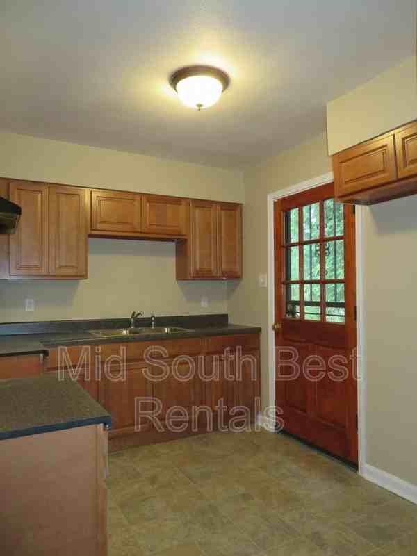 3483 Lichterman Ave - Photo 3 of 8