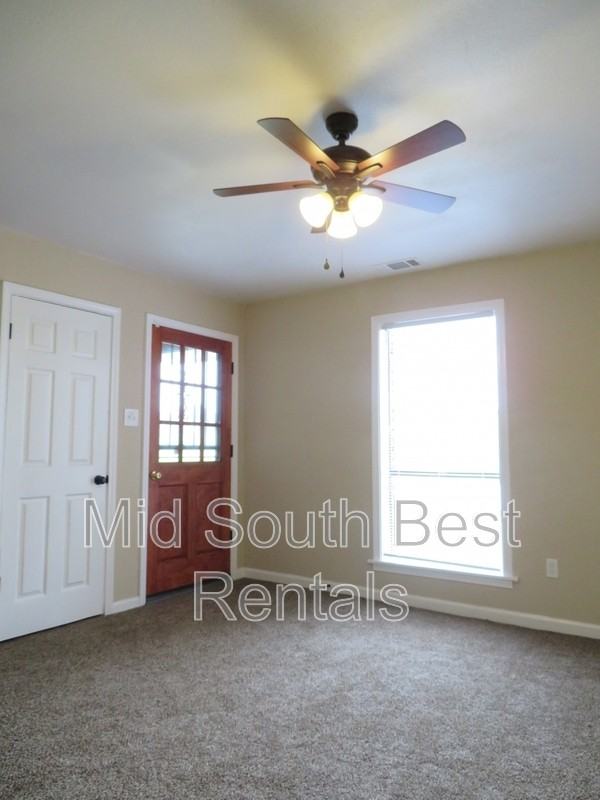 3483 Lichterman Ave - Photo 4 of 8