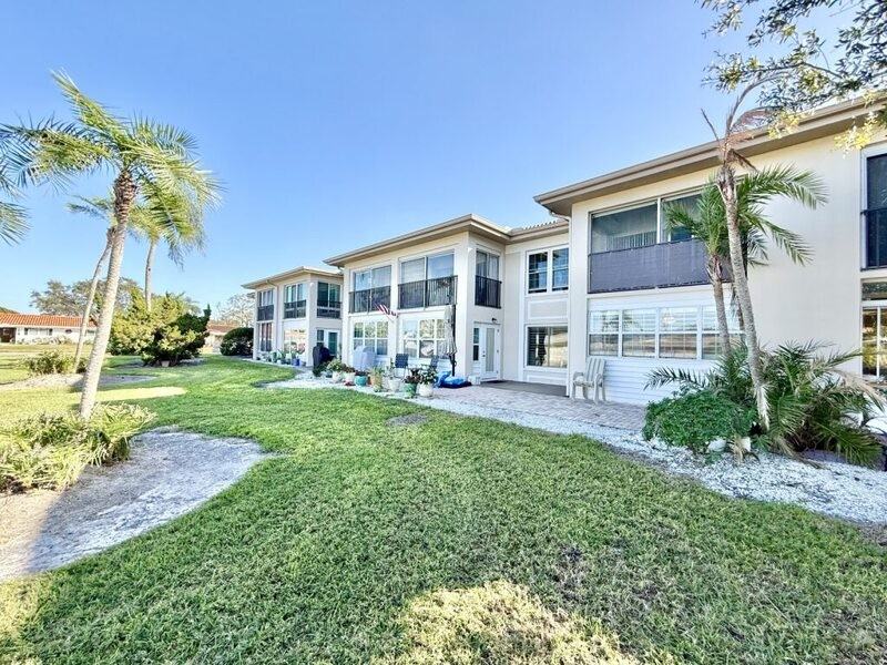 10350 Imperial Point Dr W #10 - Photo 5 of 50