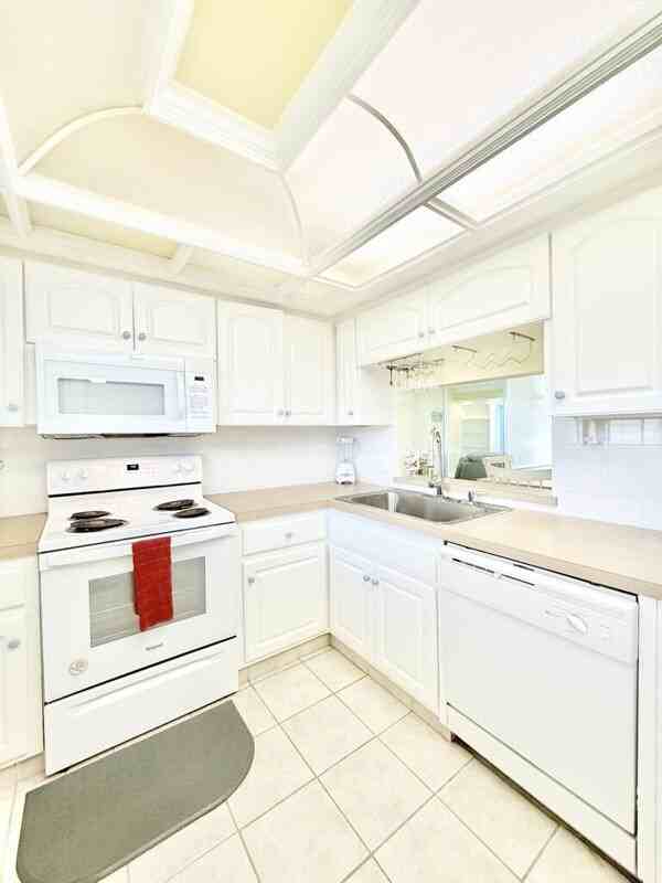 10350 Imperial Point Dr W #10 - Photo 6 of 50