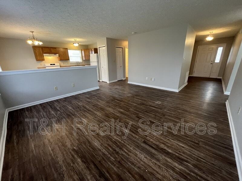 699 Jack Pine Dr - Photo 4 of 23