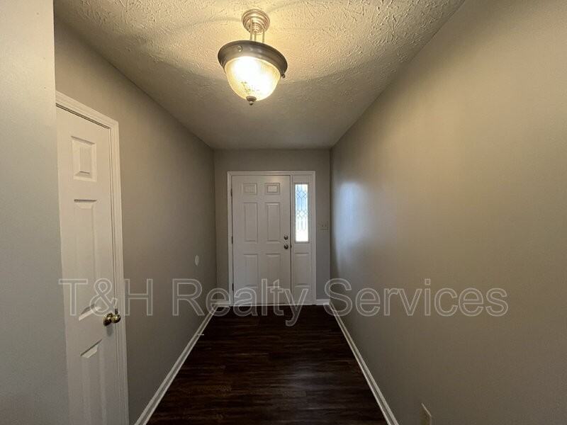 699 Jack Pine Dr - Photo 7 of 23