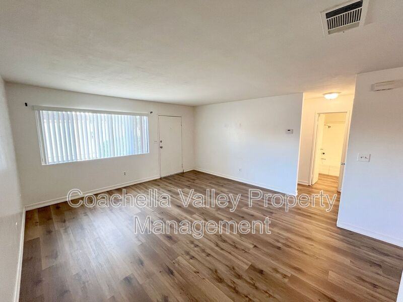 73361 Catalina Way #B - Photo 7 of 23